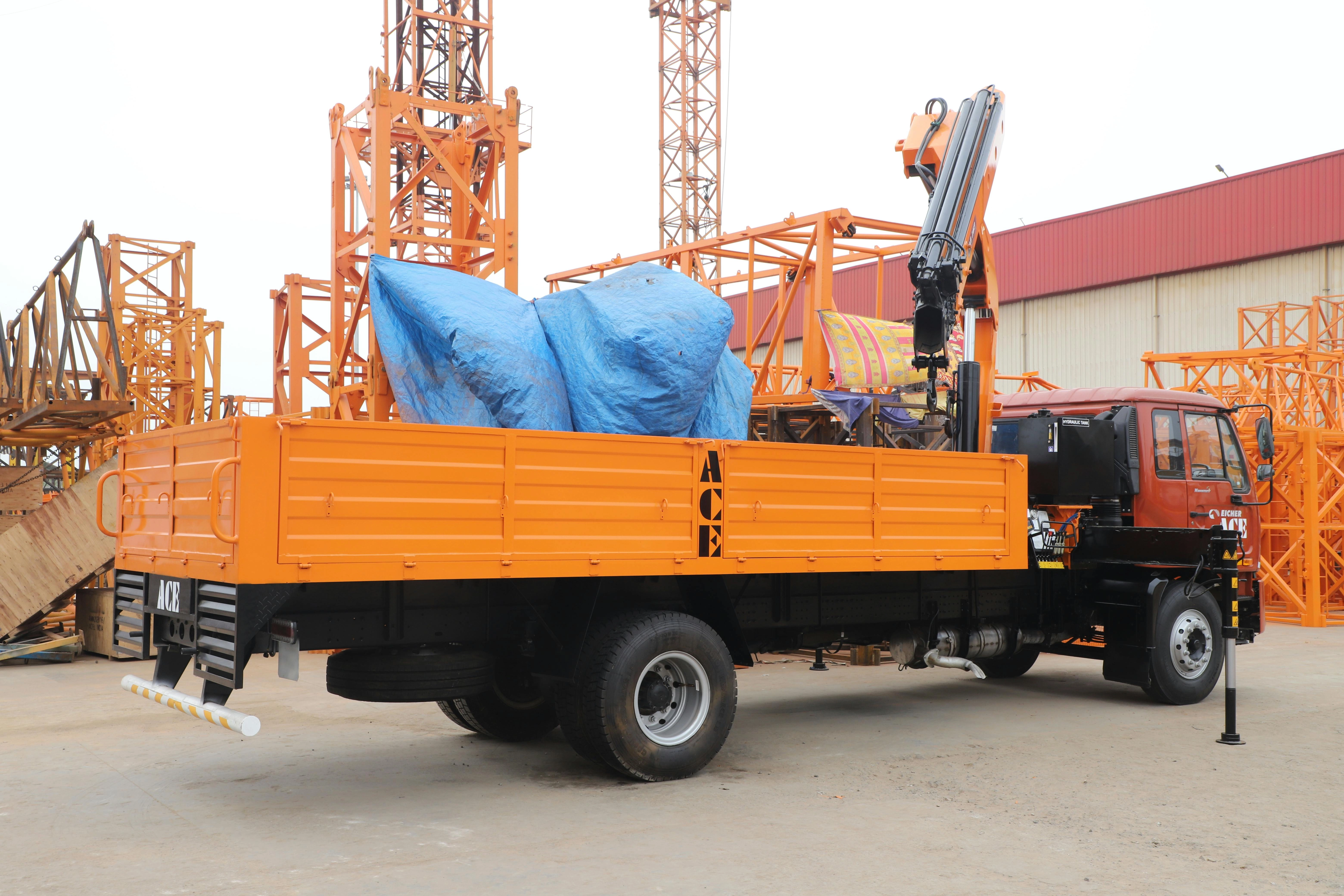 Grab Lorry